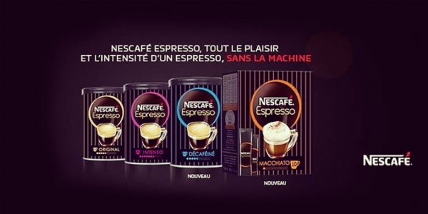 Nescafé piège des clients dans sa nouvelle campagne publicitaire